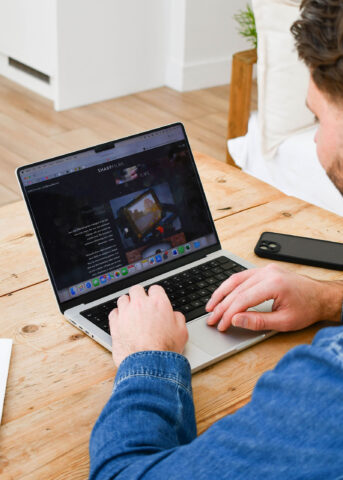 Brand Shoot Days for entrepreneurs and small businesses